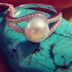 PEARL,PURE WHITE, WITH ZIRCON, STERLING RING.